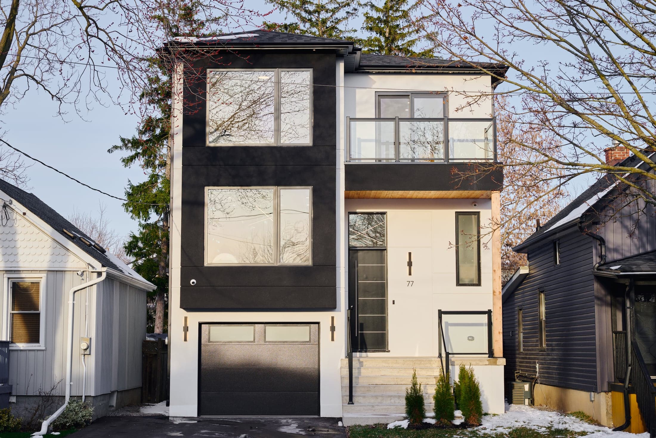 Vantho Group modern custom home in Oshawa